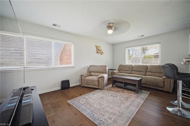 Photo 9 of 24 residential for sale in Portsmouth virginia