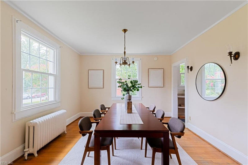 Photo 11 of 41 residential for sale in Norfolk virginia