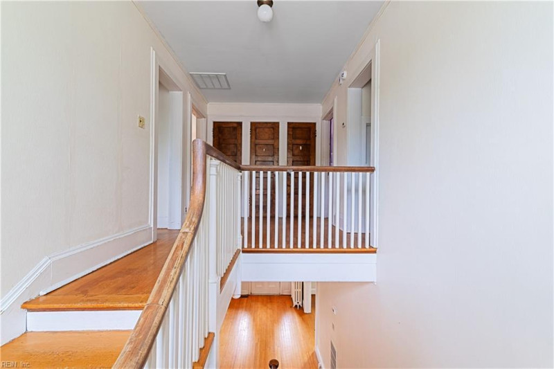 Photo 18 of 41 residential for sale in Norfolk virginia