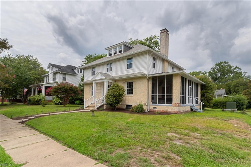 Photo 2 of 41 residential for sale in Norfolk virginia