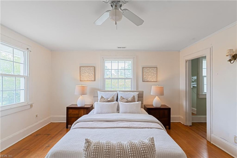Photo 22 of 41 residential for sale in Norfolk virginia
