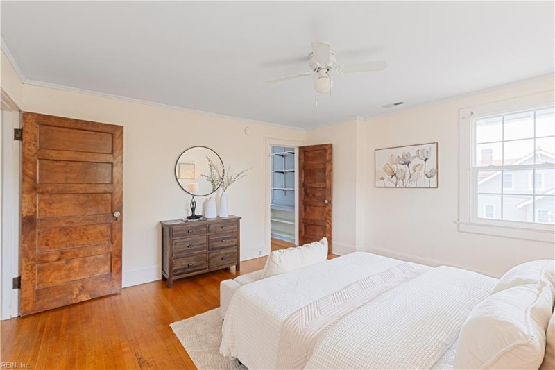 Photo 24 of 41 residential for sale in Norfolk virginia