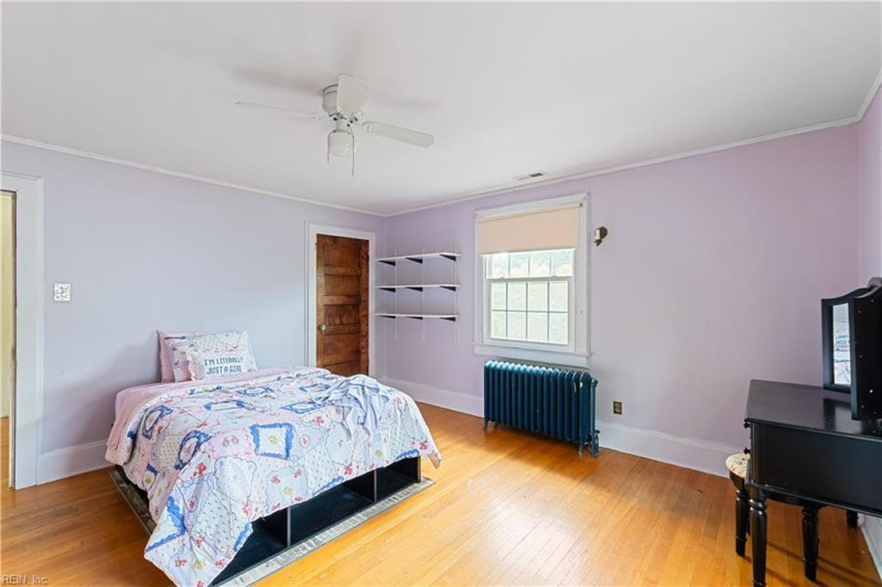 Photo 29 of 41 residential for sale in Norfolk virginia