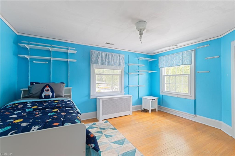 Photo 31 of 41 residential for sale in Norfolk virginia