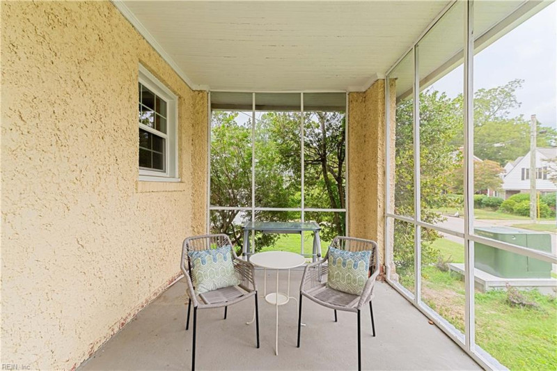 Photo 34 of 41 residential for sale in Norfolk virginia