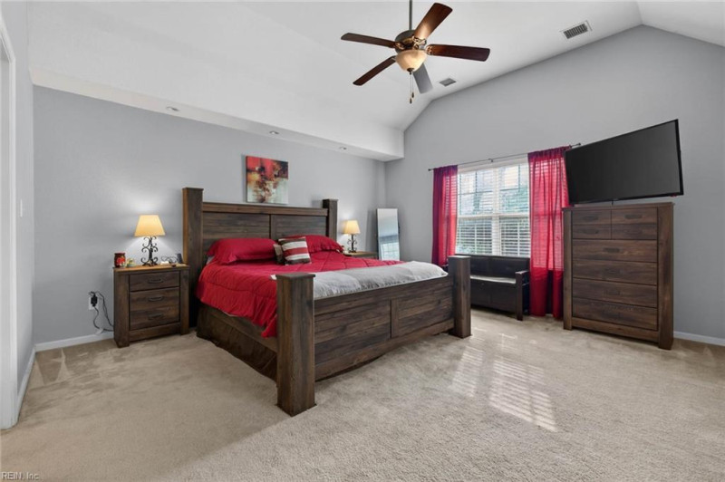 Photo 15 of 49 residential for sale in Chesapeake virginia