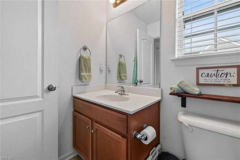 Photo 30 of 49 residential for sale in Chesapeake virginia