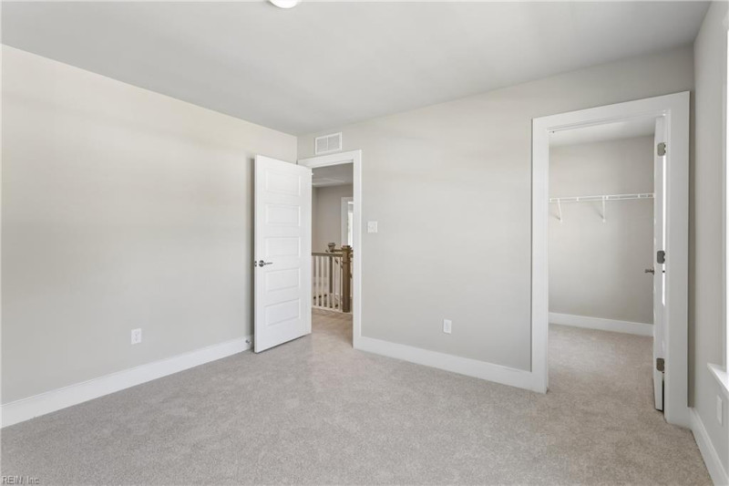 Photo 18 of 29 residential for sale in York County virginia