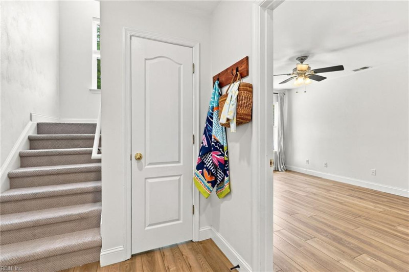 Photo 11 of 50 residential for sale in Virginia Beach virginia