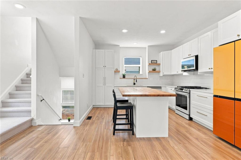 Photo 22 of 50 residential for sale in Virginia Beach virginia