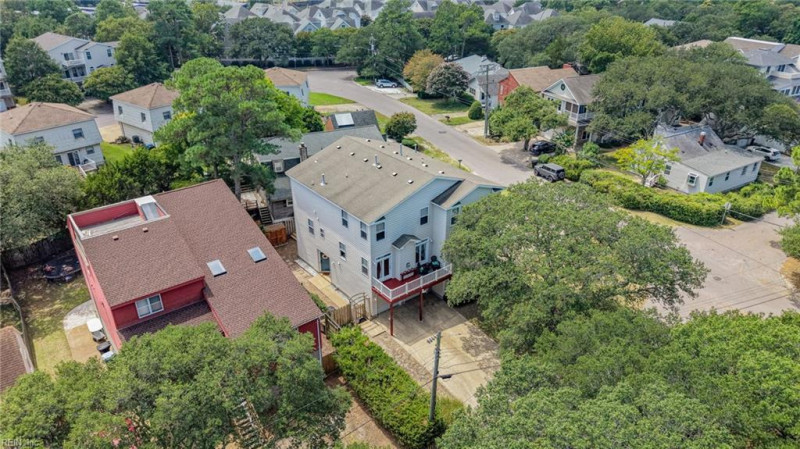Photo 3 of 50 residential for sale in Virginia Beach virginia