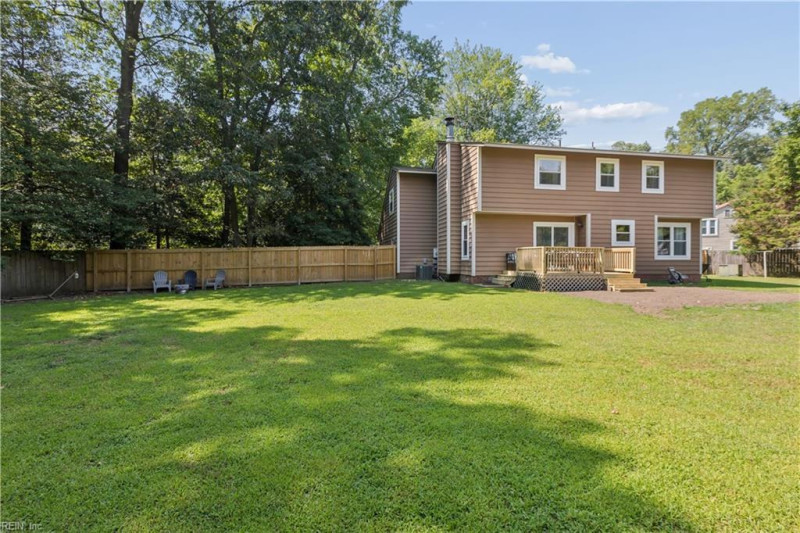 Photo 38 of 39 residential for sale in York County virginia