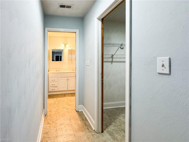 Photo 29 of 37 residential for sale in Norfolk virginia