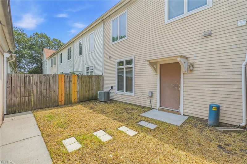 Photo 34 of 41 residential for sale in Norfolk virginia