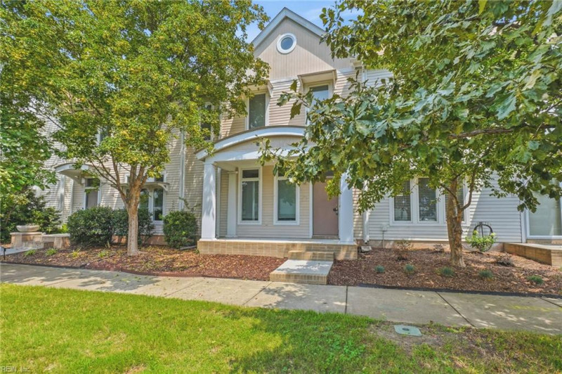 Photo 4 of 41 residential for sale in Norfolk virginia