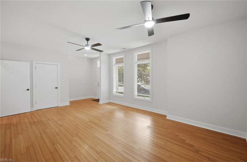 Photo 7 of 41 residential for sale in Norfolk virginia