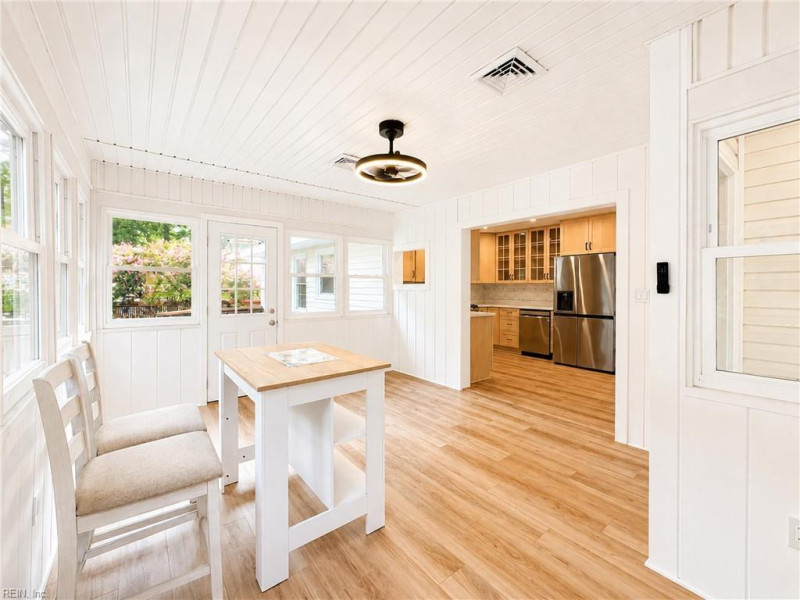 Photo 13 of 50 residential for sale in Middlesex County virginia