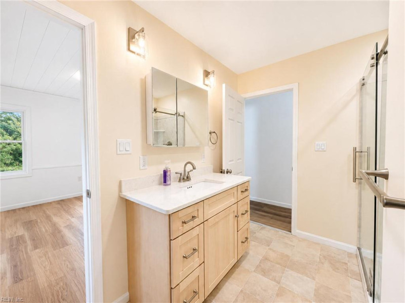 Photo 27 of 50 residential for sale in Middlesex County virginia
