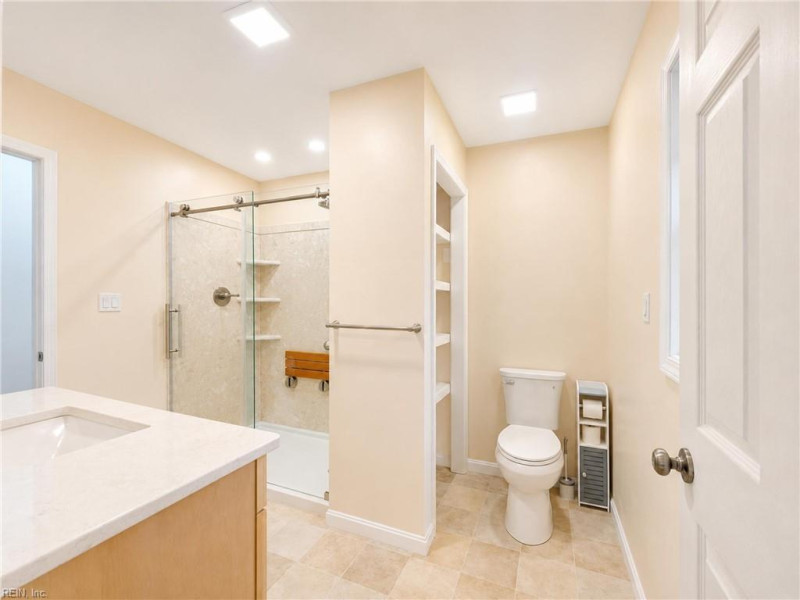 Photo 29 of 50 residential for sale in Middlesex County virginia
