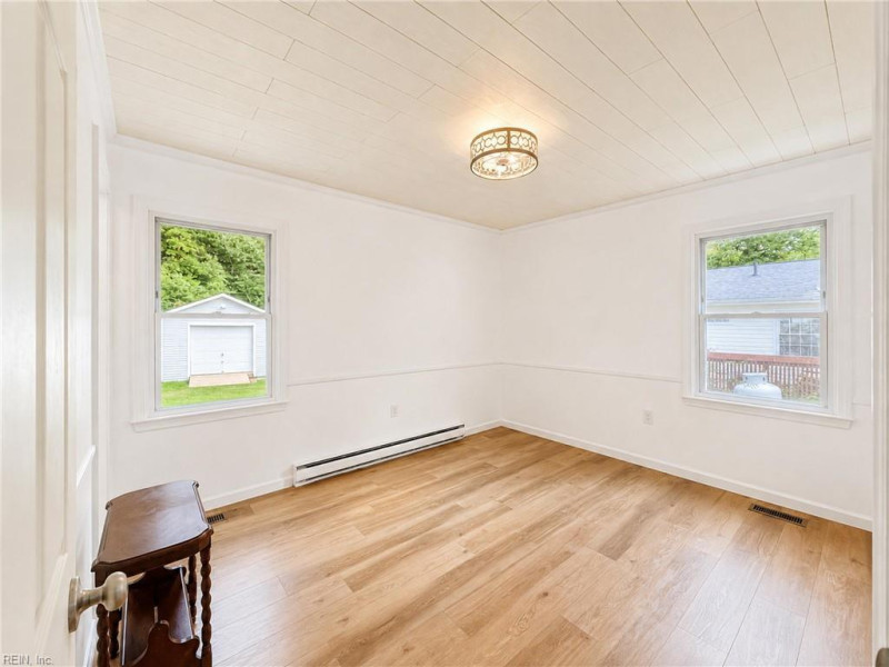 Photo 30 of 50 residential for sale in Middlesex County virginia