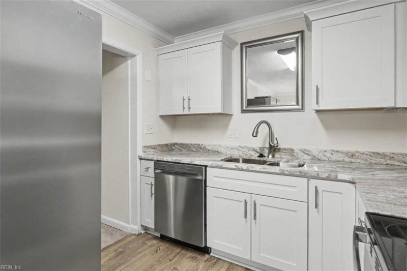 Photo 15 of 31 residential for sale in Norfolk virginia
