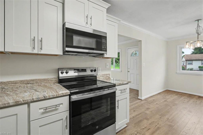 Photo 16 of 31 residential for sale in Norfolk virginia