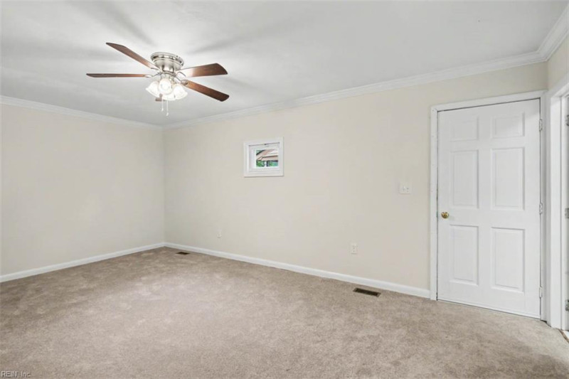 Photo 17 of 31 residential for sale in Norfolk virginia