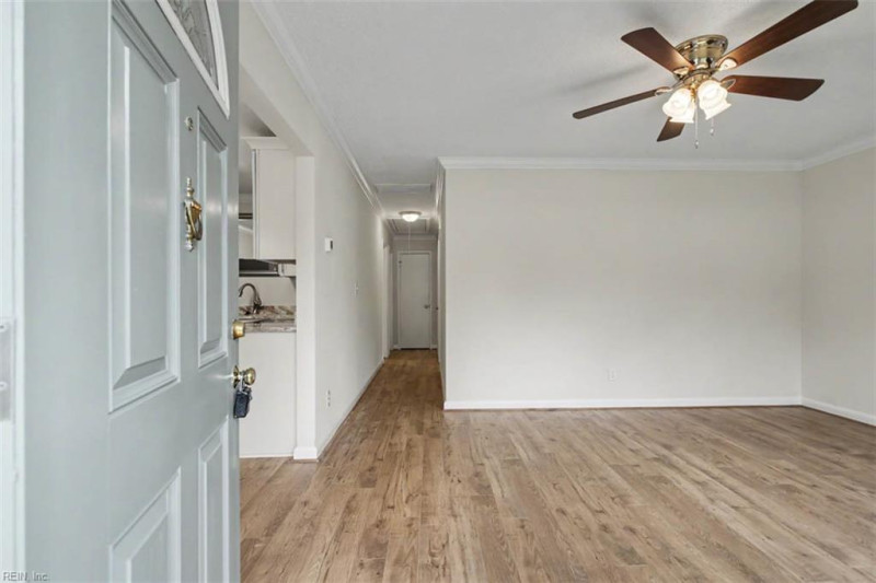 Photo 5 of 31 residential for sale in Norfolk virginia