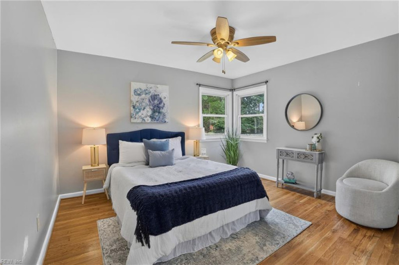 Photo 27 of 41 residential for sale in Hampton virginia