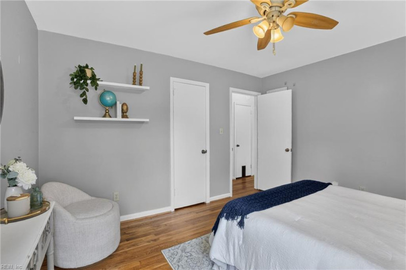 Photo 29 of 41 residential for sale in Hampton virginia