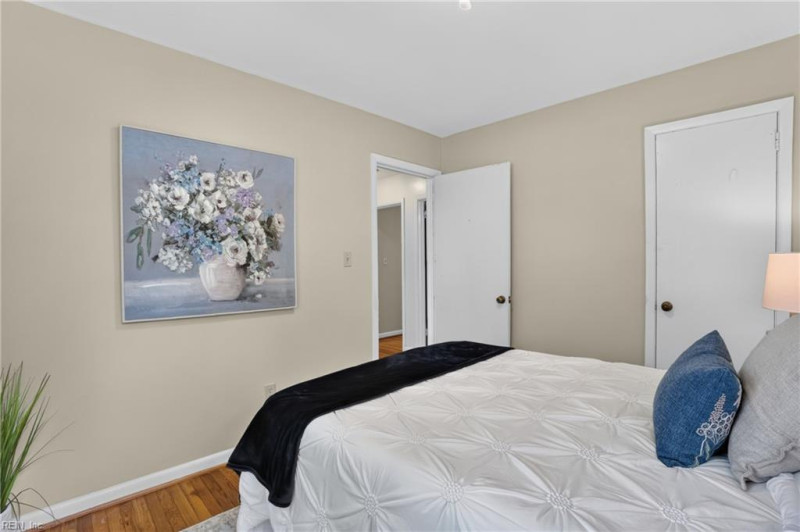 Photo 34 of 41 residential for sale in Hampton virginia