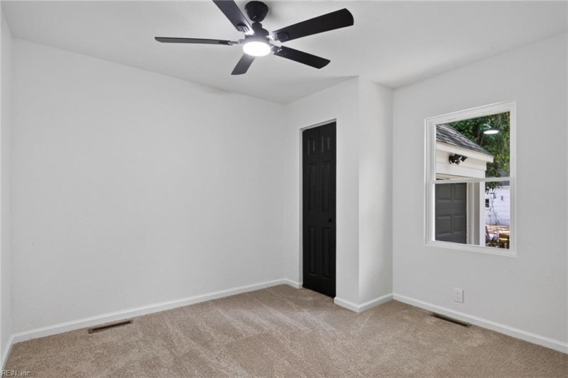 Photo 34 of 43 residential for sale in Norfolk virginia Photo 34 of 43 residential for sale in Norfolk virginia