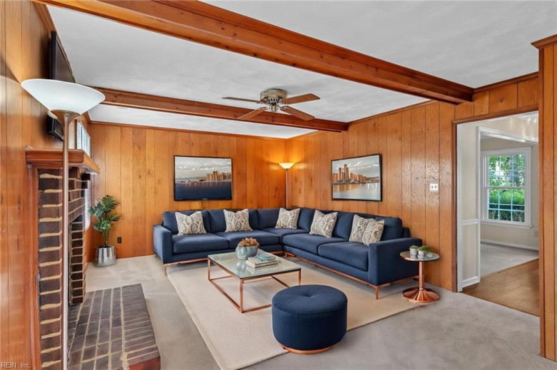Photo 12 of 47 residential for sale in Virginia Beach virginia