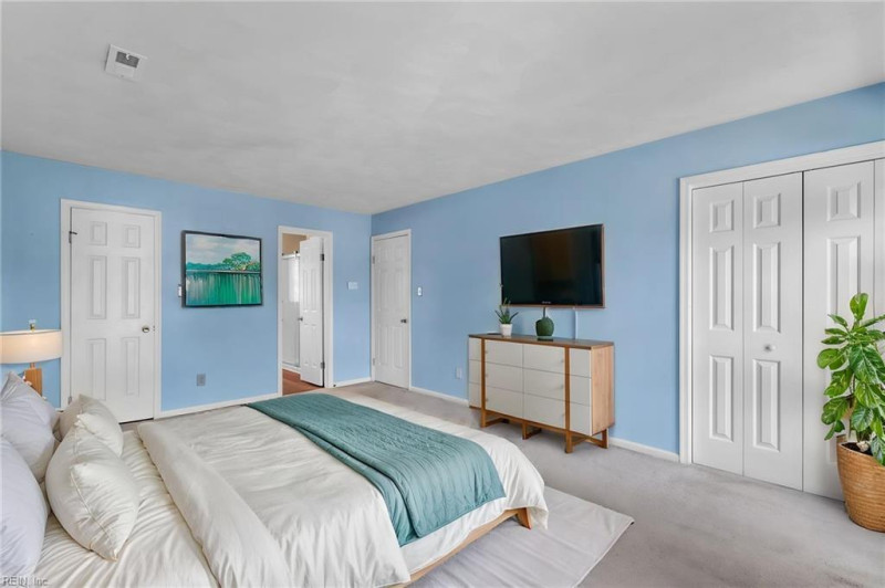 Photo 21 of 47 residential for sale in Virginia Beach virginia