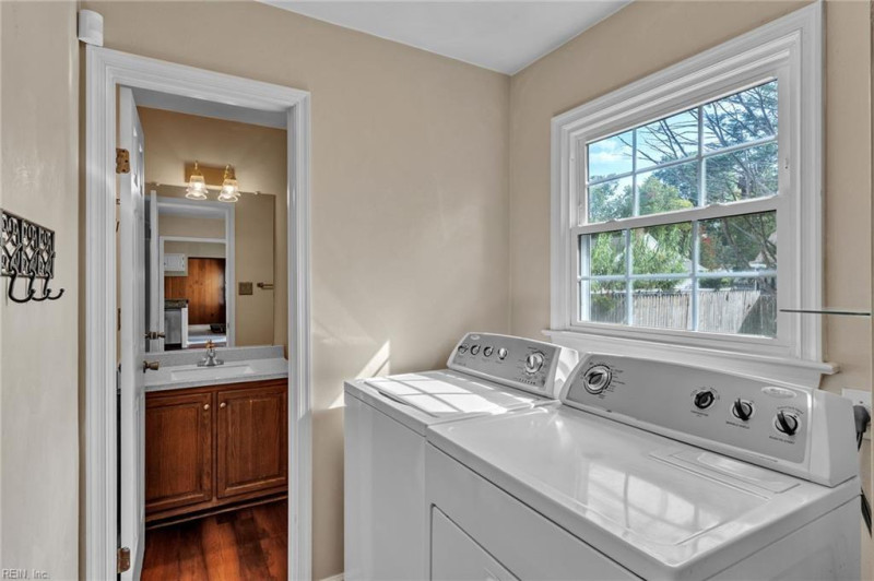 Photo 37 of 47 residential for sale in Virginia Beach virginia