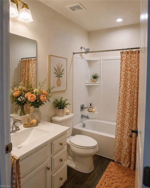 Photo 6 of 11 residential for sale in Portsmouth virginia