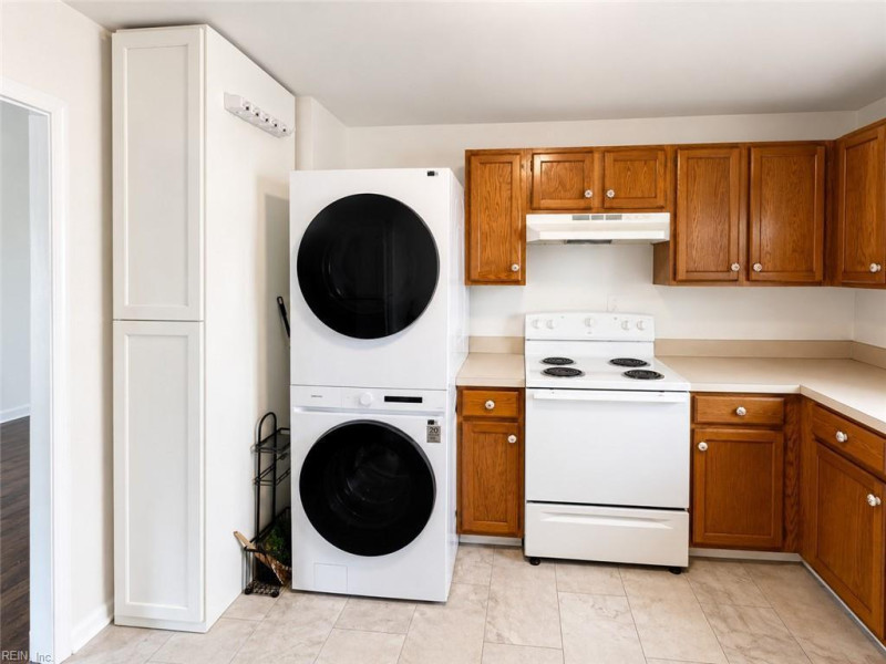 Photo 4 of 12 residential for sale in Norfolk virginia Photo 4 of 12 residential for sale in Norfolk virginia