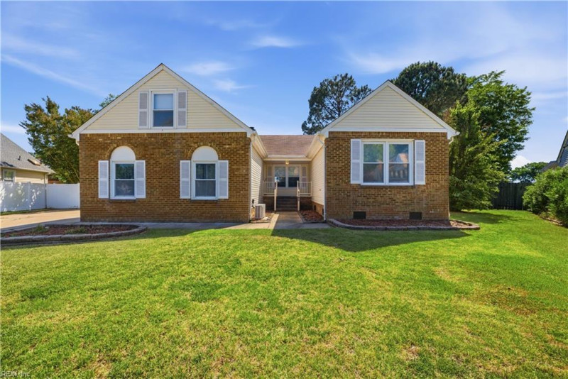 Photo 2 of 48 residential for sale in Virginia Beach virginia