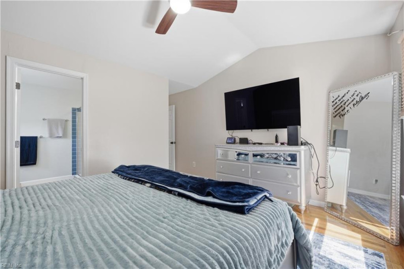 Photo 24 of 48 residential for sale in Virginia Beach virginia