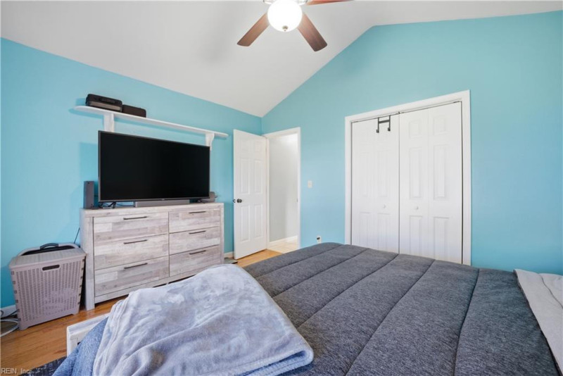 Photo 27 of 48 residential for sale in Virginia Beach virginia