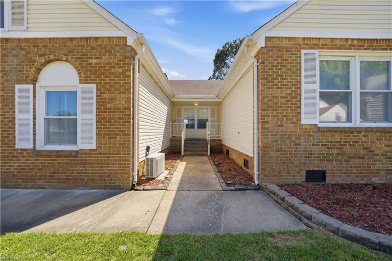 Photo 33 of 48 residential for sale in Virginia Beach virginia