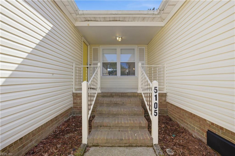 Photo 5 of 48 residential for sale in Virginia Beach virginia