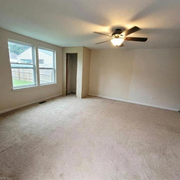 Photo 10 of 29 residential for sale in Virginia Beach virginia