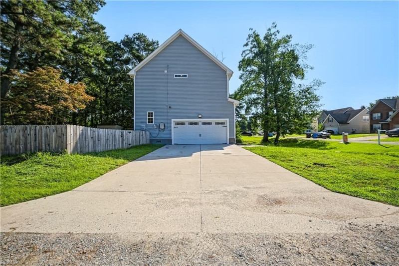 Photo 4 of 28 residential for sale in Chesapeake virginia Photo 4 of 28 residential for sale in Chesapeake virginia