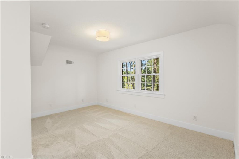 Photo 19 of 43 residential for sale in Virginia Beach virginia