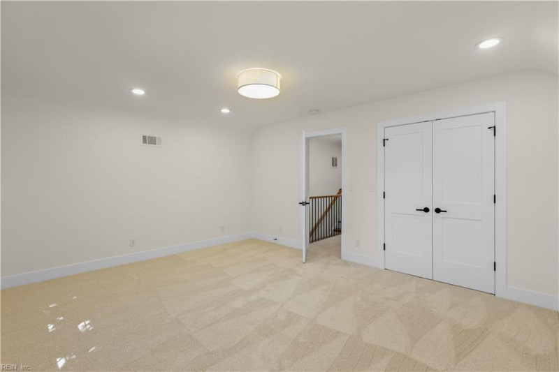 Photo 20 of 43 residential for sale in Virginia Beach virginia