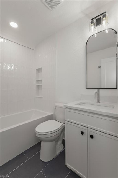Photo 21 of 43 residential for sale in Virginia Beach virginia