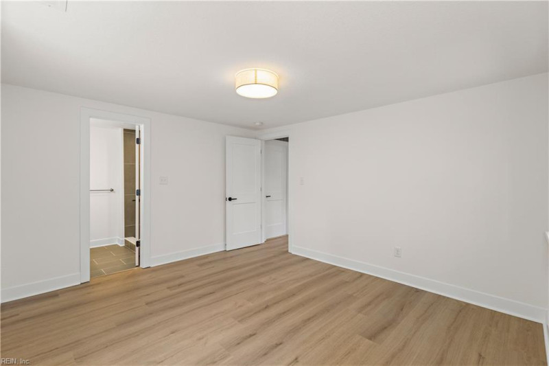 Photo 28 of 43 residential for sale in Virginia Beach virginia
