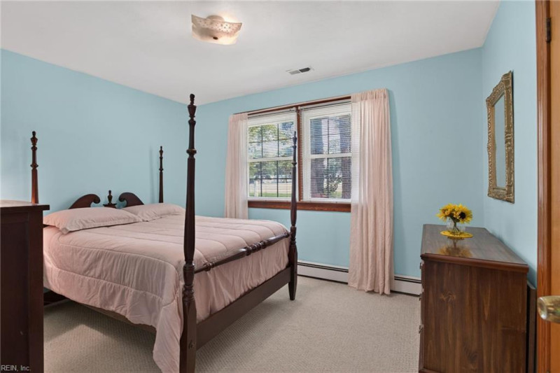 Photo 17 of 32 residential for sale in Norfolk virginia Photo 17 of 32 residential for sale in Norfolk virginia
