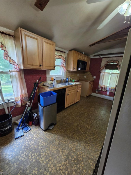Photo 19 of 49 residential for sale in Isle of Wight County virginia